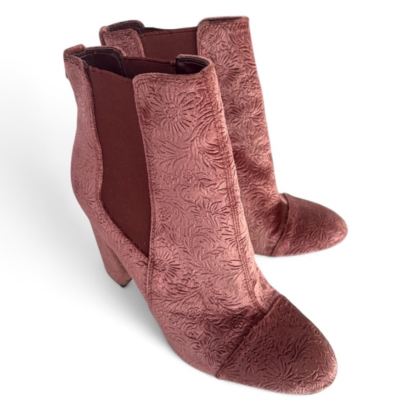 Sam Edelman Mauve Rose Embossed Velvet Boots | Size 10 - Picture 1 of 10